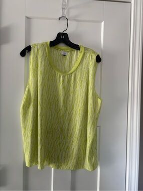 Sleeveless Lime Leaf Print Shell Top cabi Completed Top 8045